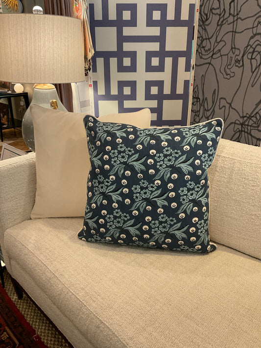 22" Carrie Pillows-PAIR