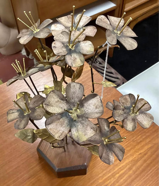 Metal Flower Decor