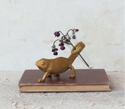 Resin Chameleon w/Vase