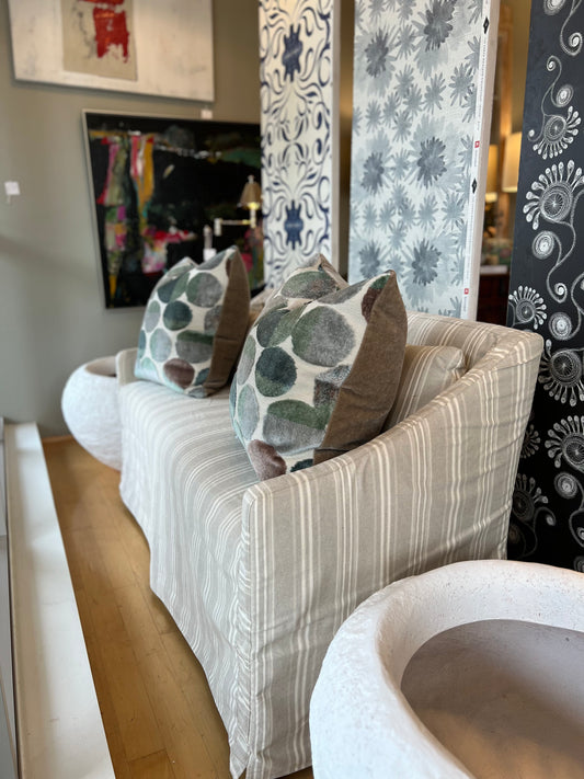 Darling Slip Dining Banquette
