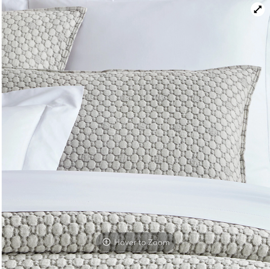 Lodi Silver Matelassé Coverlet, Silver King