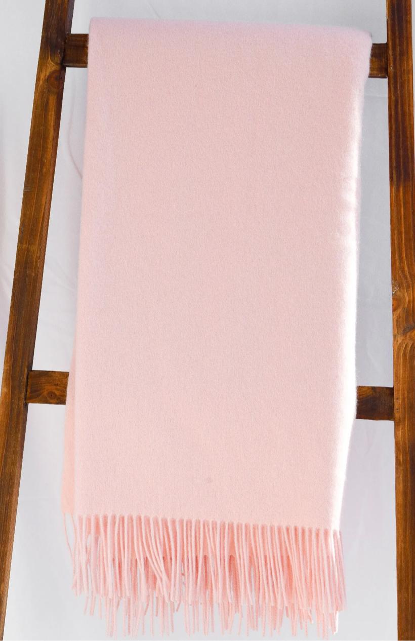 The Classic Throw - Cashmere